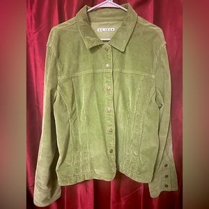 Green corduroy jacket with snap sleeve
